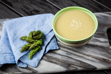 Asparagus cream soup