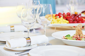Catering service. set table