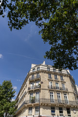 Fototapeta na wymiar ancient stone building in Paris, France