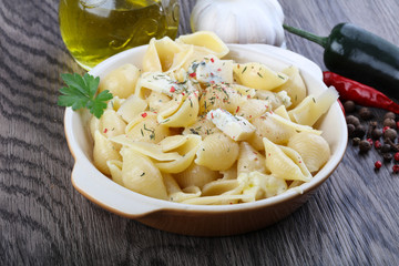 Pasta with cheese
