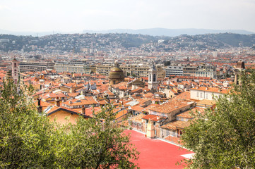 Fototapeta na wymiar Skyline with cathedral in the city of Nice in France 