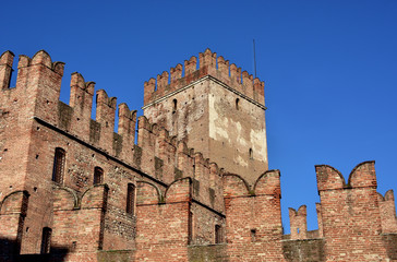 Fototapeta na wymiar Castelvecchio tower and walls in Verona