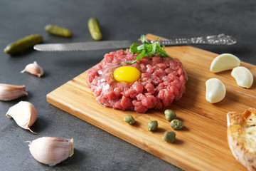 Tartare on cutting board