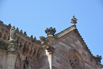 Fototapeta na wymiar estatuas de piedra en el Palacio Sobrellano