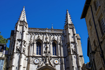 Fototapeta na wymiar Basilique Saint-Pierre d'Avignon