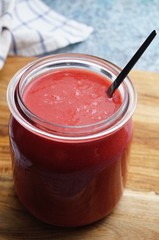 Roter Smoothie