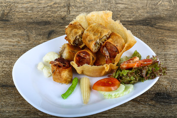 Fried spring rolls