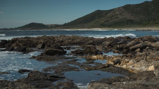 the sea and wild peeble beach