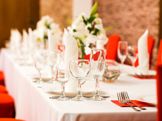 Dinner wedding table setting