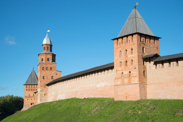 Fototapeta na wymiar The old towers of the Kremlin of Veliky Novgorod, sunny october day. Russia