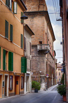 Ferrara medievale HDR - Emilia Romagna