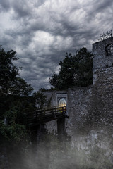 Magisches Tor führt ins Licht