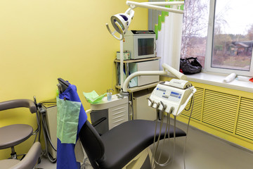 Dental office in yellow colors