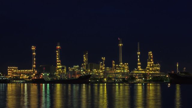 Oil refinery, Industry plant day to night 4K timelapse (UHD, ultra high definition, 4096x2304)