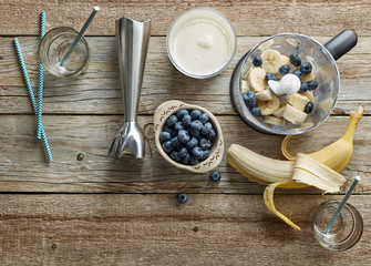ingredients for making smoothie