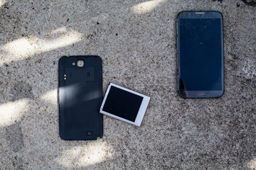Smartphone drop to the floor and screen damage broken.