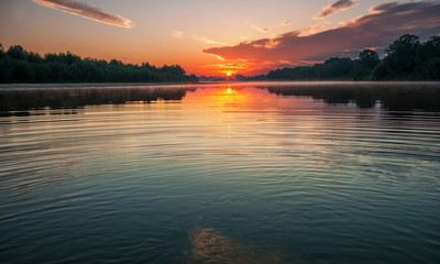 Wschód słońca © Grzegorz Komendarek