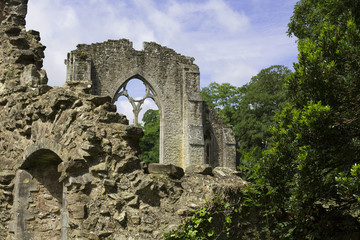 Ruiny starego kościoła