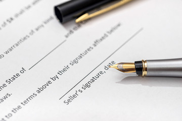 contract for purchase of car with pen