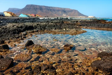 Stickers fenêtre Plage tropicale Cape Verde, water ponds at the rocky beach, Sao Vicente island