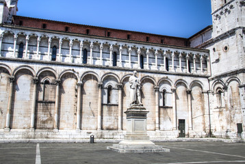 Fototapeta na wymiar The San Michele church in Foro in the medieval town of Lucca, Italy 