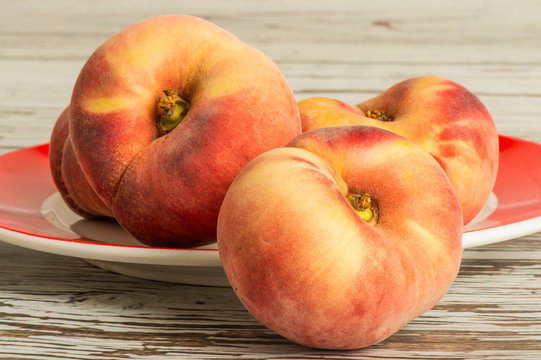 Fresh Ripe Juicy Flat Peaches Fruit