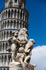 Fototapeta na wymiar Der schiefe leaning turm tower of Pisa Italien, Toskana, Wahrzeichen