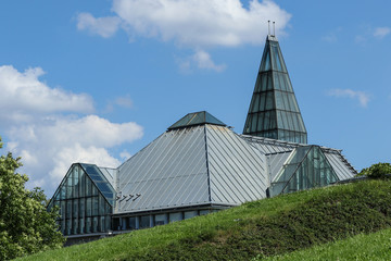 Fototapeta na wymiar Roof of the Warsaw University Library