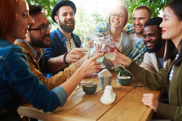 Friends toasting