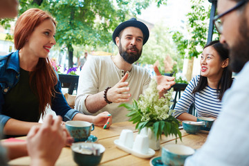 Chatting at cafe