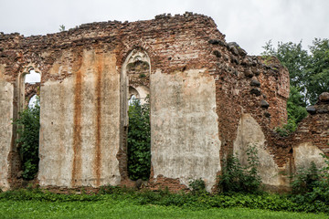 Churches destroyed and abandoned during the war