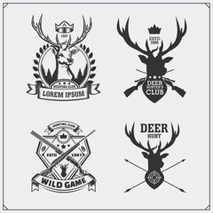 Deer hunt. Set of vintage hunting labels, badges and design elements.