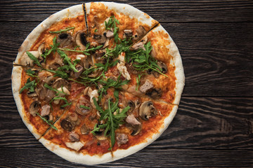 Pizza with chicken and mushrooms