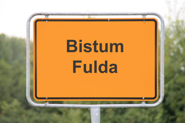 Ein Schild Bistum Fulda