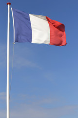 französische Flagge im Wind