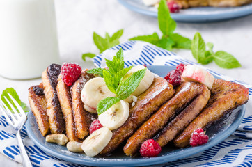 French toast with banana