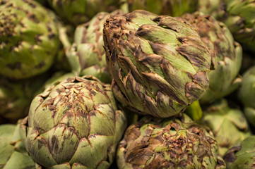 Obraz premium Fresh Organic Artichokes