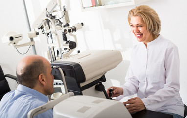 Fototapeta premium Checking eyesight in clinic.