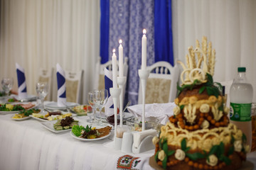 Fototapeta na wymiar The decorations for wedding table