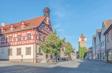 Fotobehang Artistiek monument Herzogenaurach in Midden-Franken, het oude stadhuis en Fehnturm