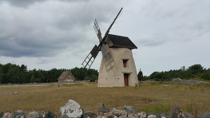 Mill