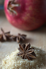 Sternanis und Granatapfel © hawanafsu