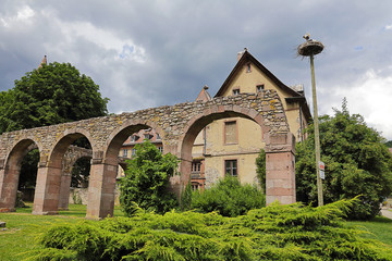 Fototapeta na wymiar ruines de l'abbaye de Munster, Alsace, France