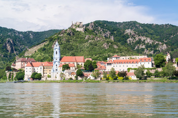 Fototapeta na wymiar View of Danube river and town of Durnstein with abbey and old castle, Wachau valley, Lower Austria