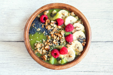 green smoothie bowl
