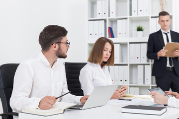 Business report delivery