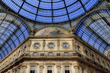 Obraz premium Galeria handlowa w Mediolanie. Galeria Vittorio Emanuele II