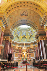 Fototapeta na wymiar interior view of St Stephen Basilica, Budapest