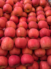 Red apples