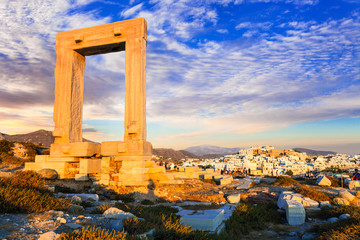 Landmarks of Greece - antique Potara gates in Naxos island - obrazy, fototapety, plakaty
